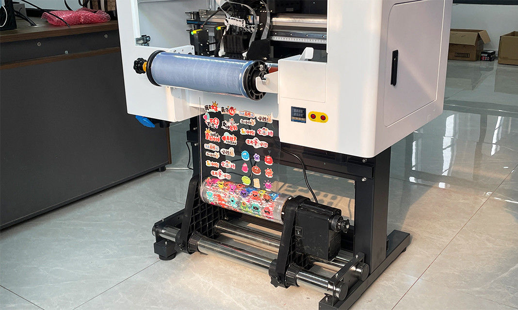 A3 UV DTF Printer dengan Laminator Roll To Roll All-in-One A3 UV DTF Printer untuk Sticker